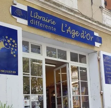 Devanture Librairie l'âge d'or